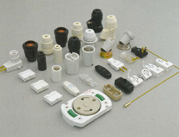 配線器具関連