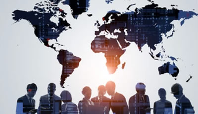 社員インタビュー：海外営業推進室